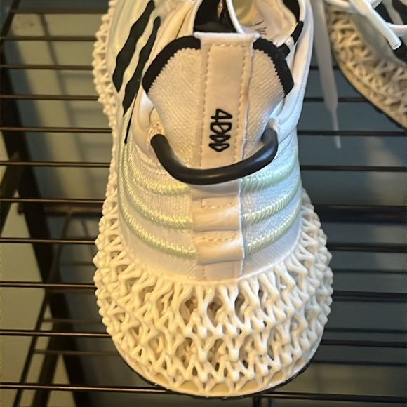 ADIDAS 🔥PARLEY 🌊 Like New - Picture 6 of 7